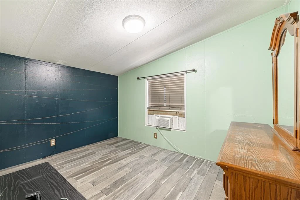 Photo of 17318 Pioneer Trail