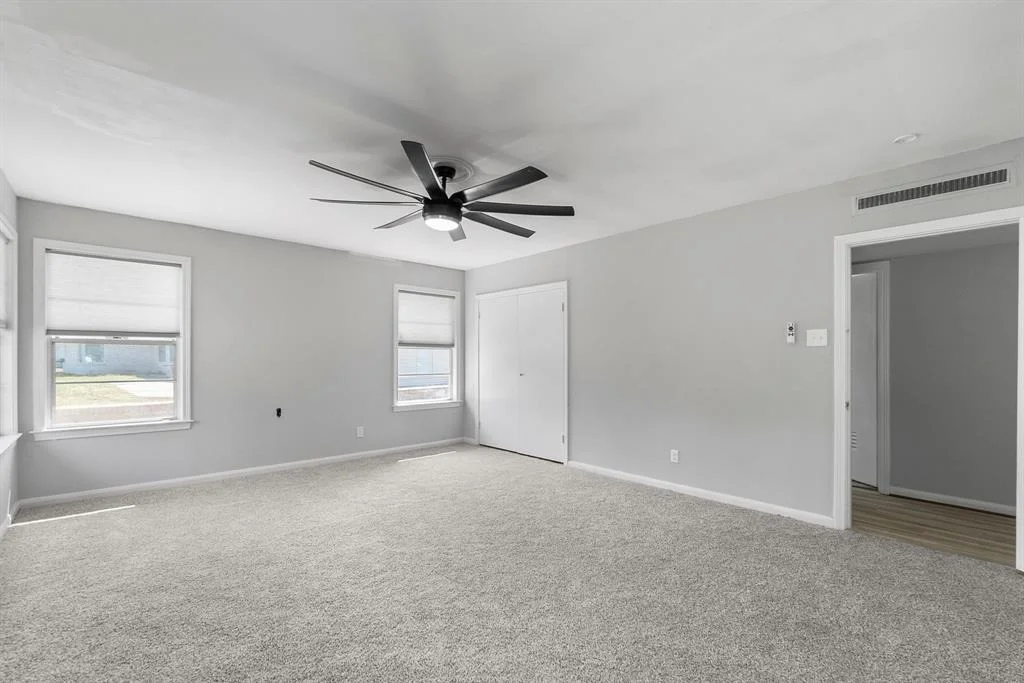 Photo of 1610 Shady Oaks Drive