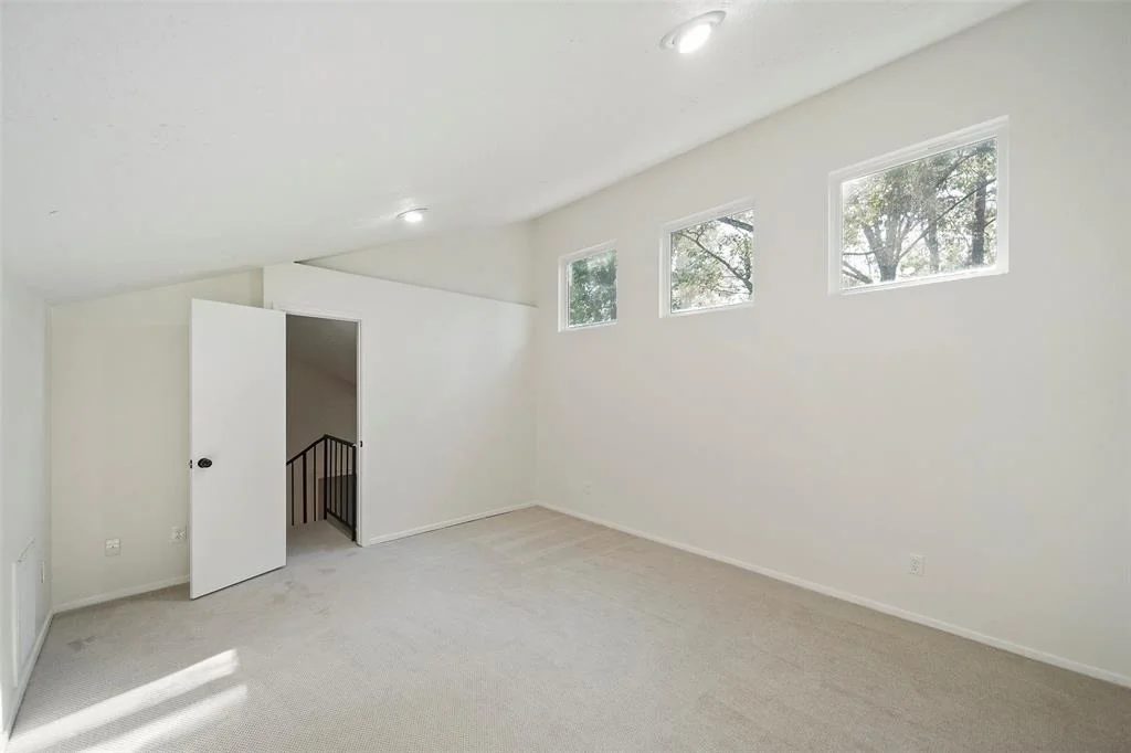 Photo of 17526 Boat Hook Street