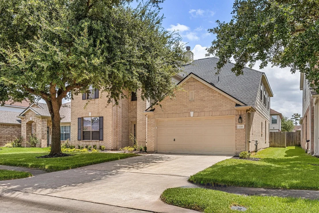 Photo of 3210 Legends Creek Drive