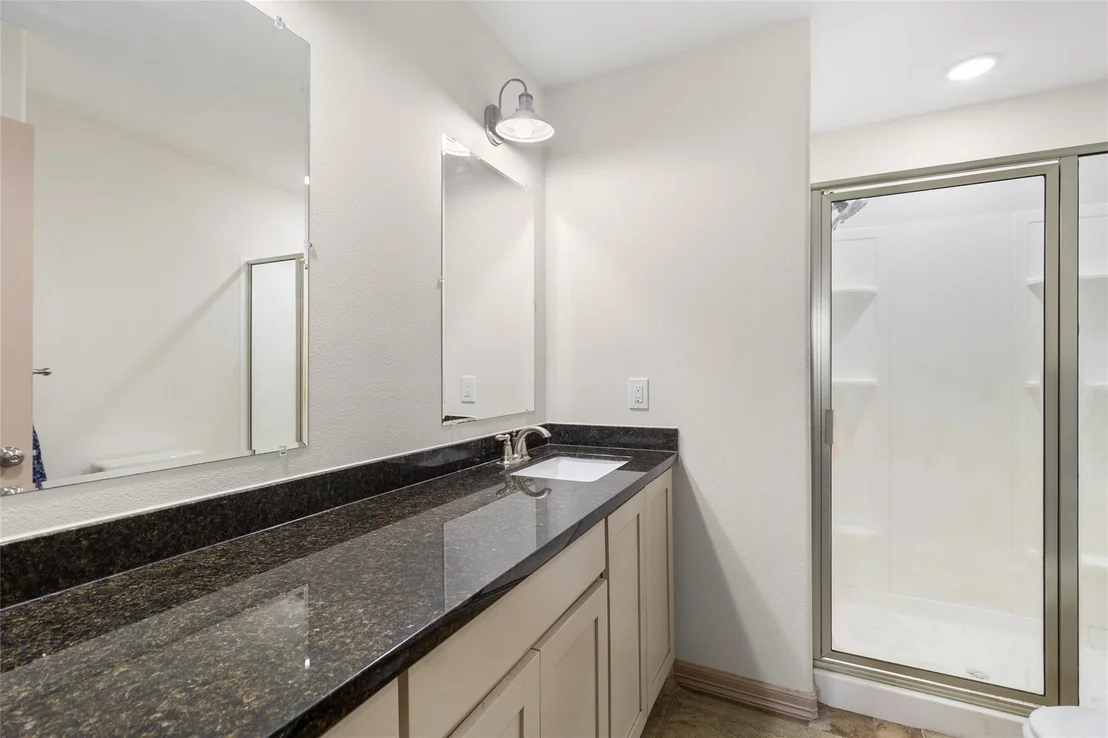 Photo of 1545 County Road 2145