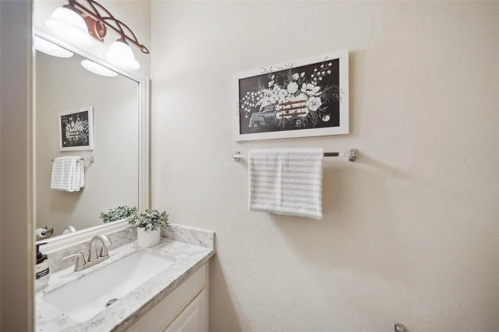 Photo of 34 W Stony End Place