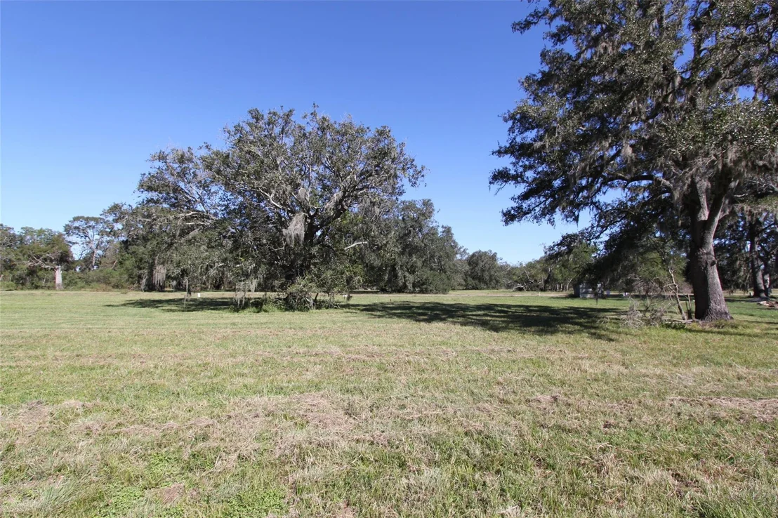 Photo of 381 Horse Shoe Trail