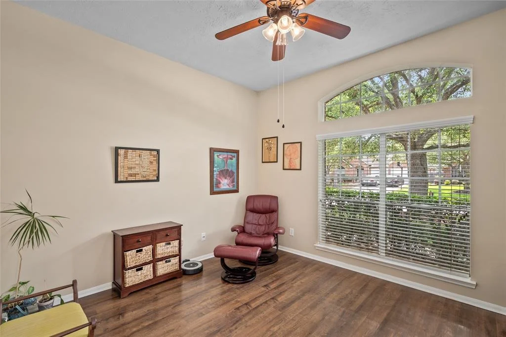 Photo of 5827 Sawyer Bend Lane