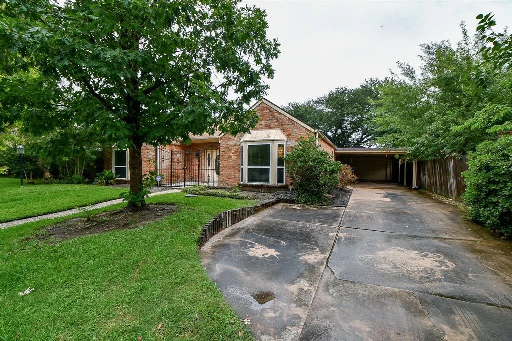 Photo of 11103 Pembridge Drive