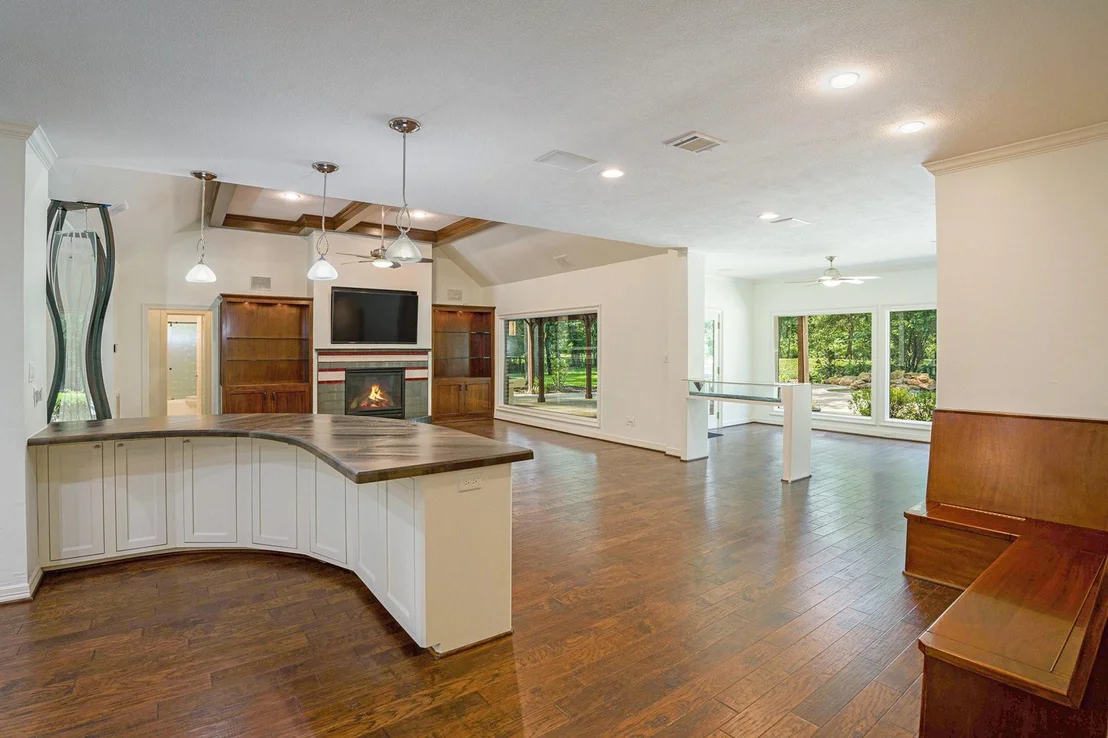Photo of 8702 Holly Hills Drive