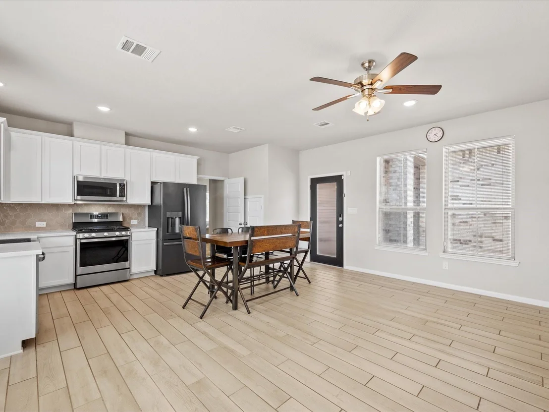 Photo of 262 Peninsula Point Drive