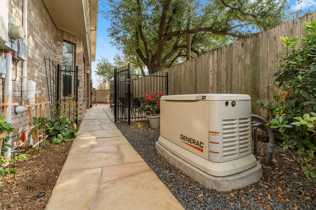 Photo of 1302 Ella Place