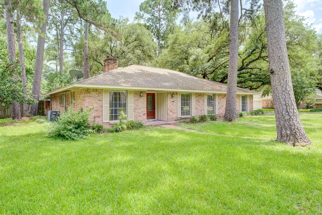 Photo of 6523 Cypress Point Drive