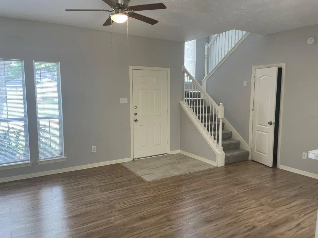 Photo of 5331 Rivergate Drive
