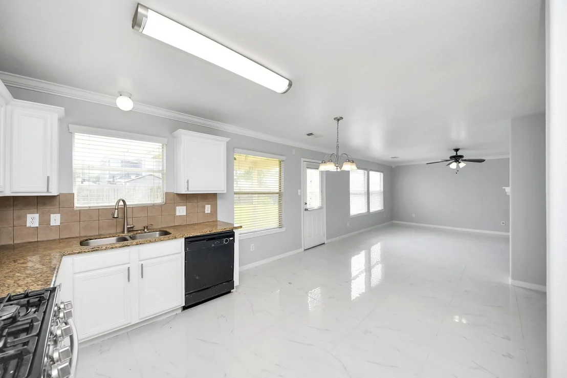 Photo of 2406 Gwenfair Drive