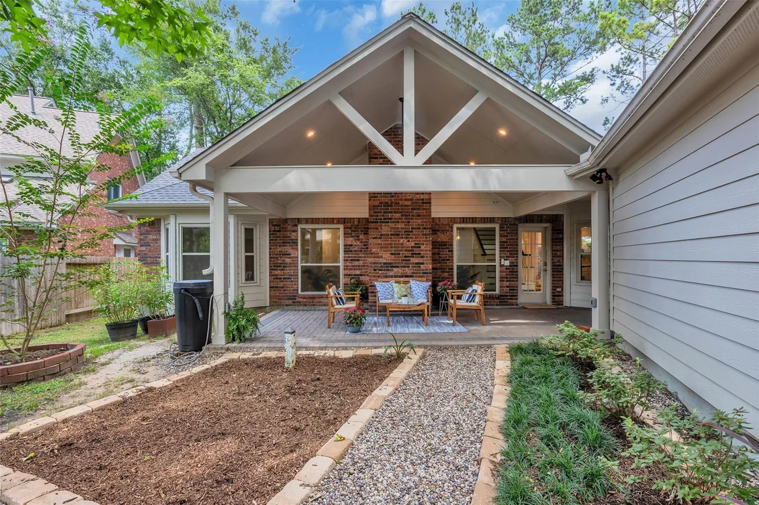 Photo of 118 Quiet Oak Circle