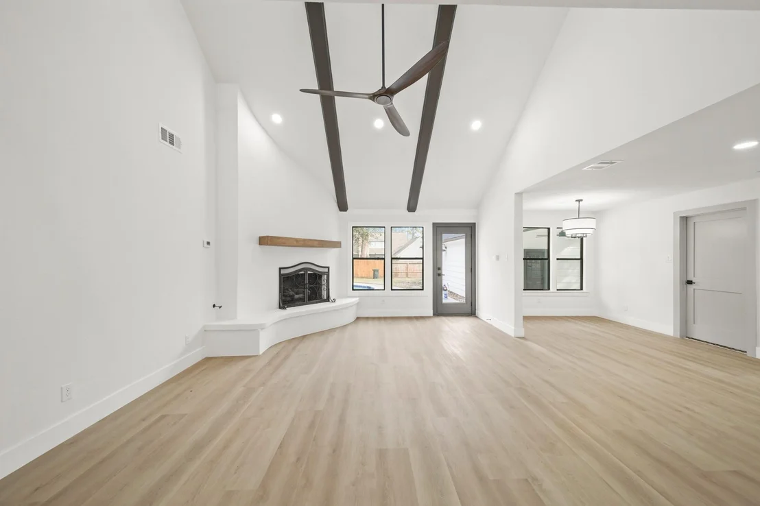 Photo of 6102 Knollview Drive