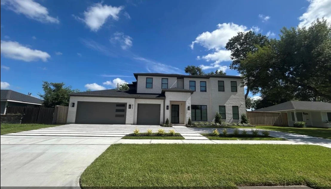 Photo of 8542 Highcrest Drive