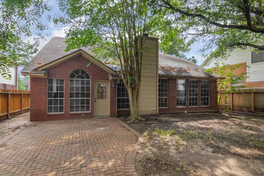 Photo of 7415 Broken Ridge Drive