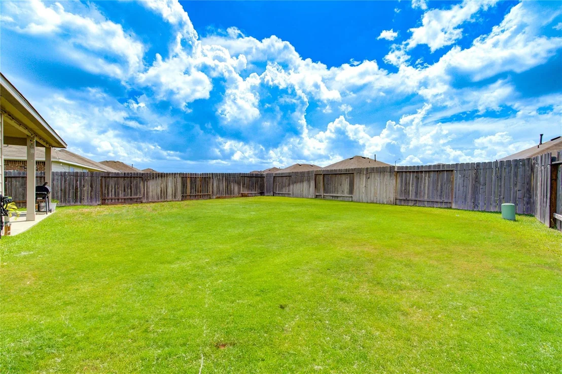 Photo of 21315 Sleepy Willow Street