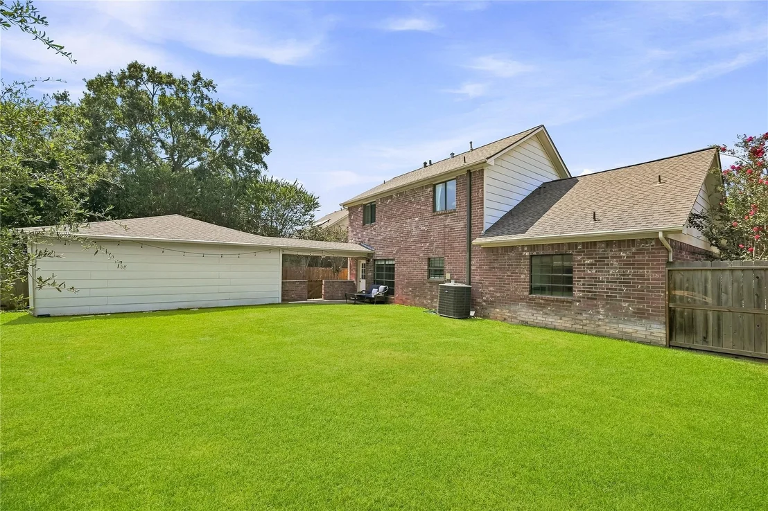 Photo of 706 Fernglade Drive