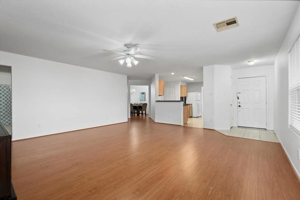 Photo of 14203 Old Dock Lane