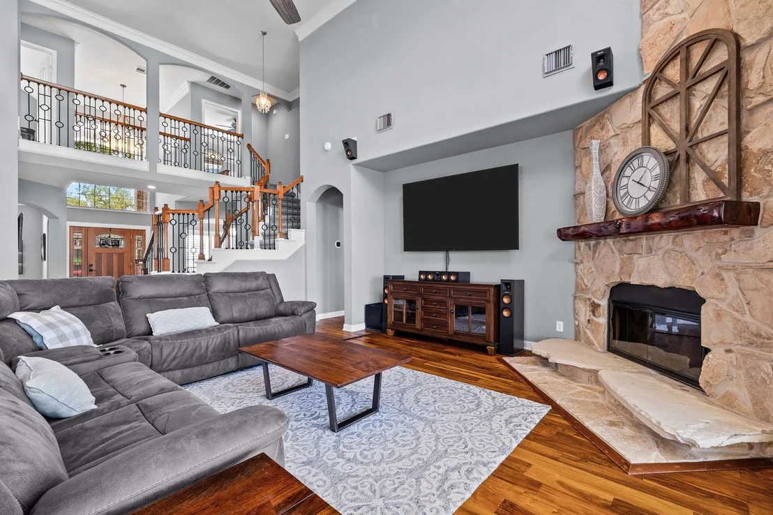 Photo of 2823 Irvington Drive