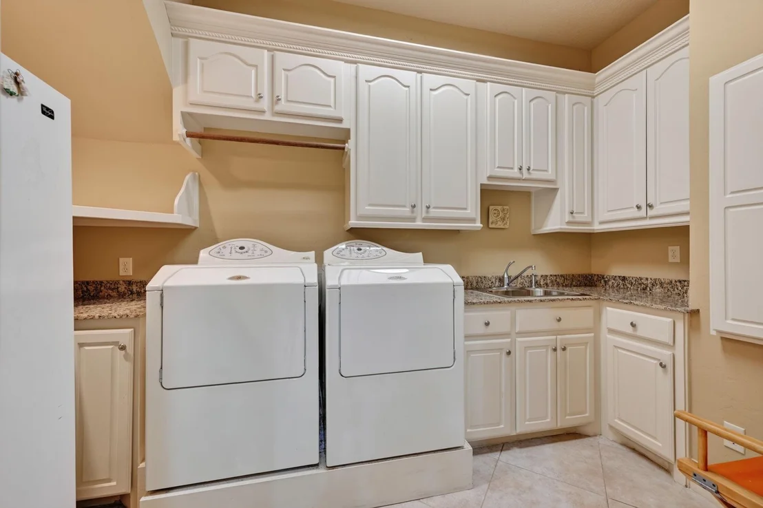 Photo of 131 Lake Sterling Gate Drive