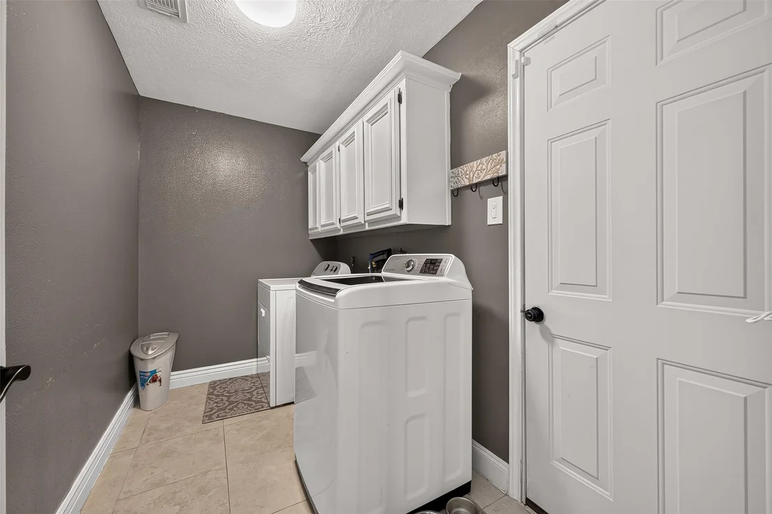 Photo of 14715 Summerway Lane