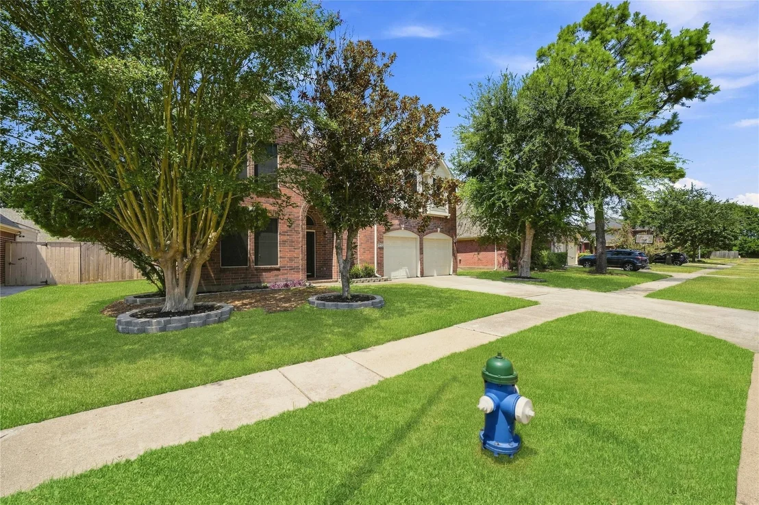 Photo of 10827 Oak Acres Drive
