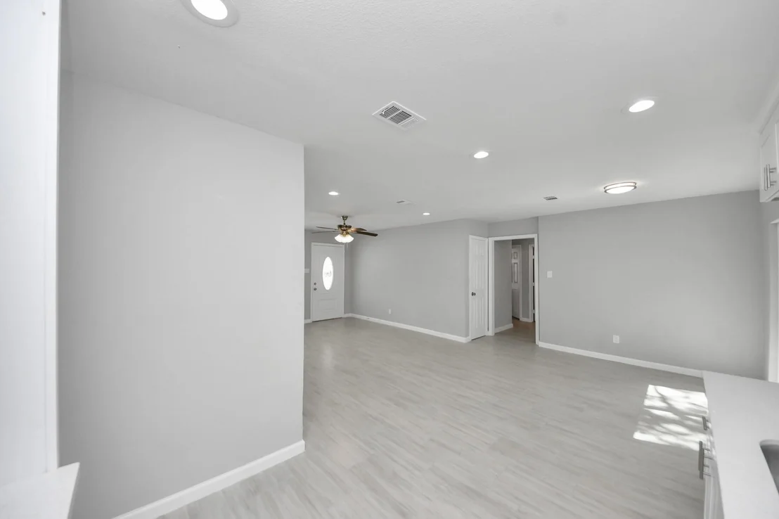 Photo of 10118 Cathedral Drive