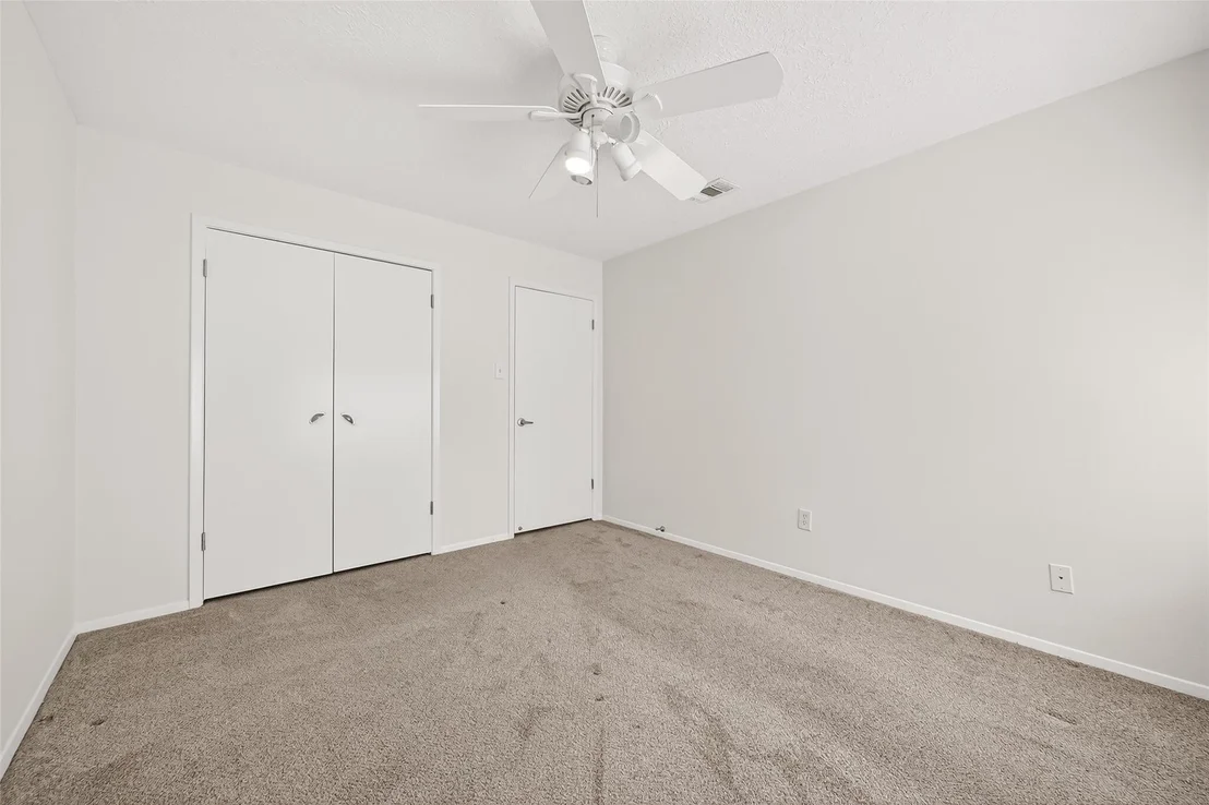 Photo of 3927 Heathersage Drive