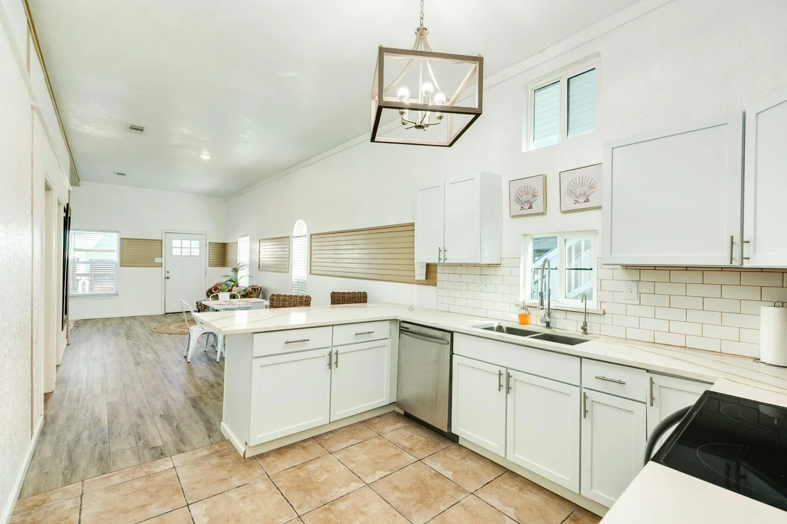 Photo of 141 Howard Avenue