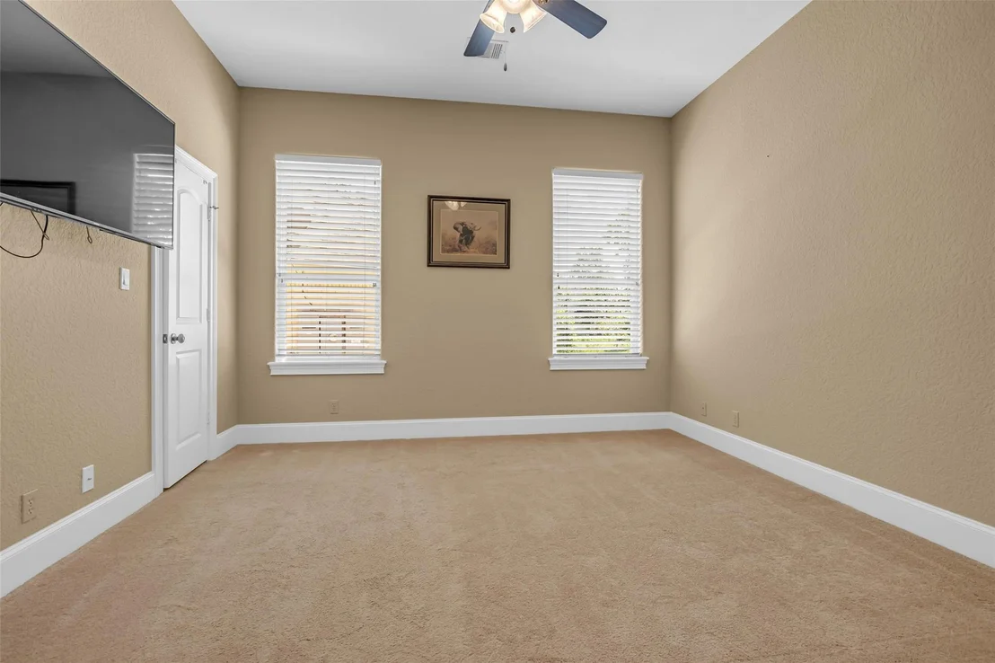 Photo of 348 W Pines Drive