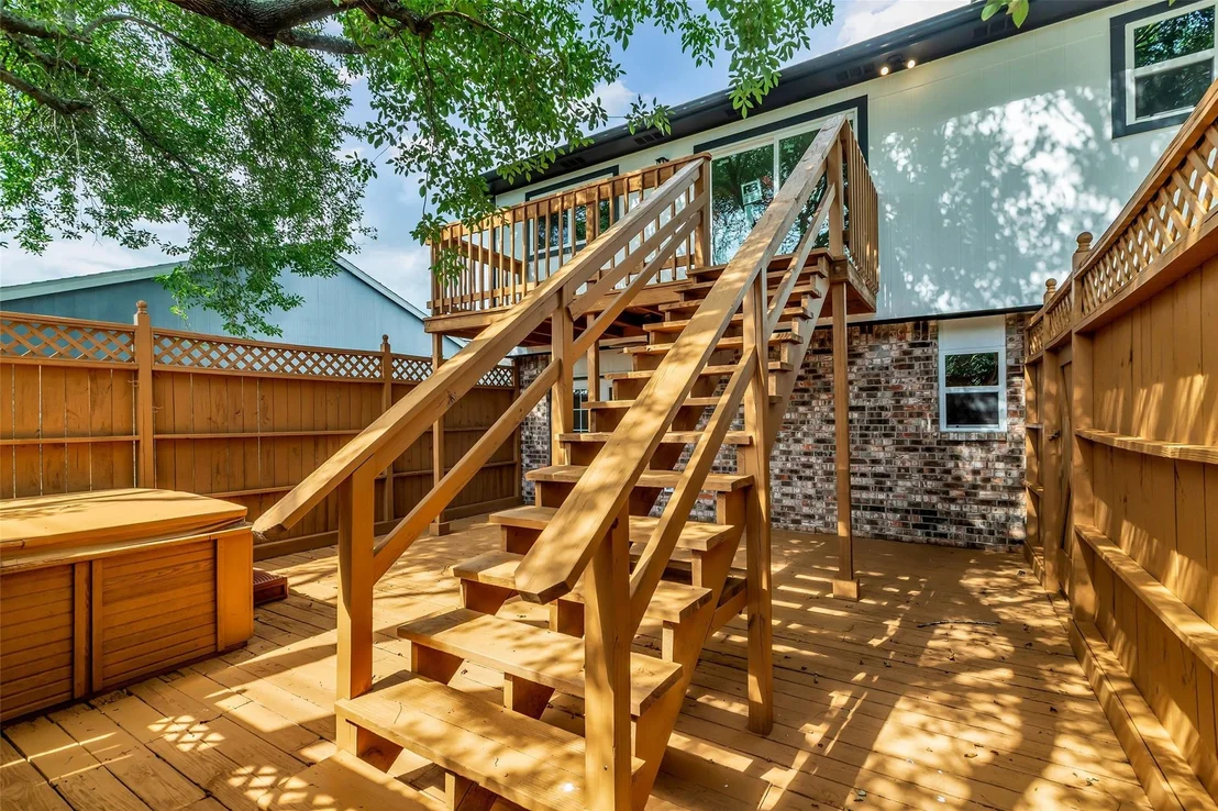Photo of 16122 Pipers View Drive