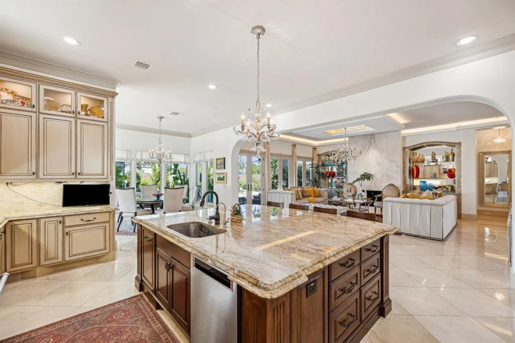 Photo of 5642 Terwilliger Way