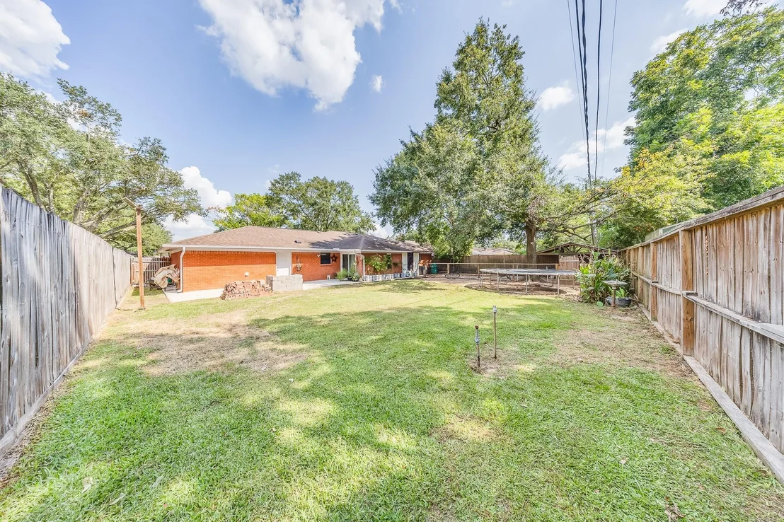 Photo of 1900 Clayton Drive