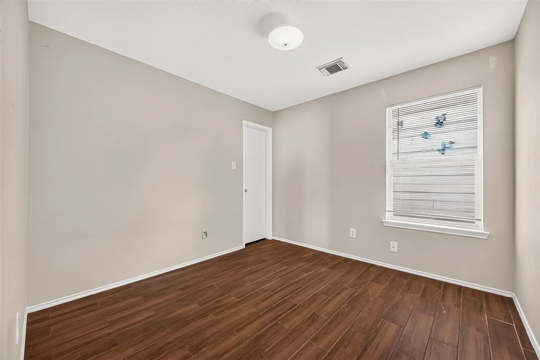 Photo of 12926 Valleygate Lane