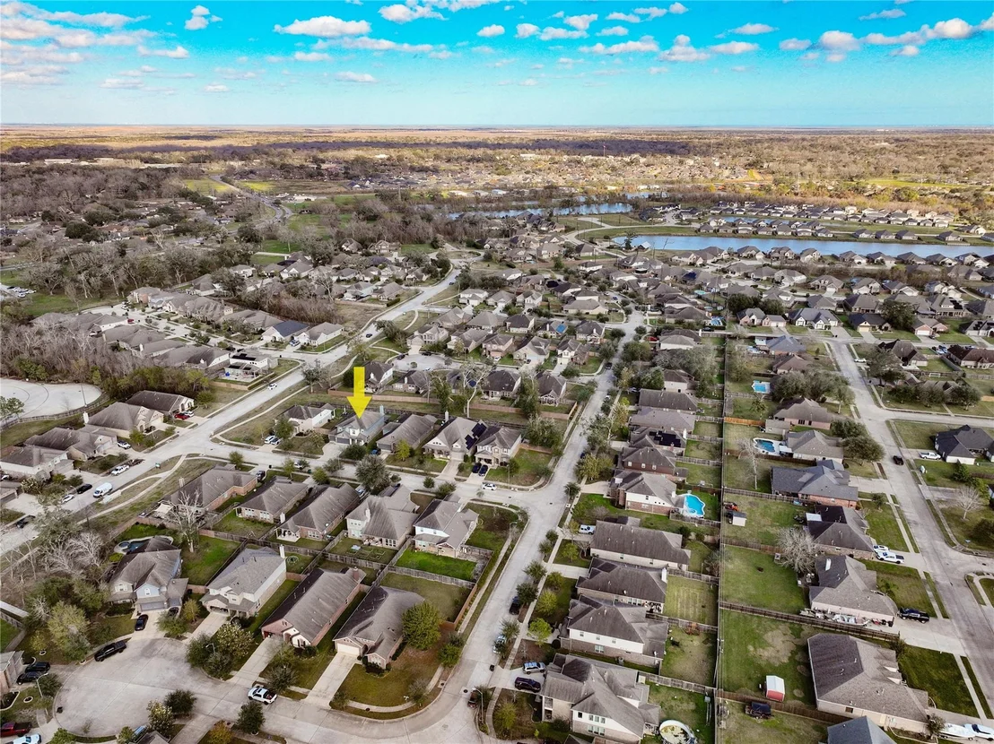 Photo of 107 Forest Bend Court