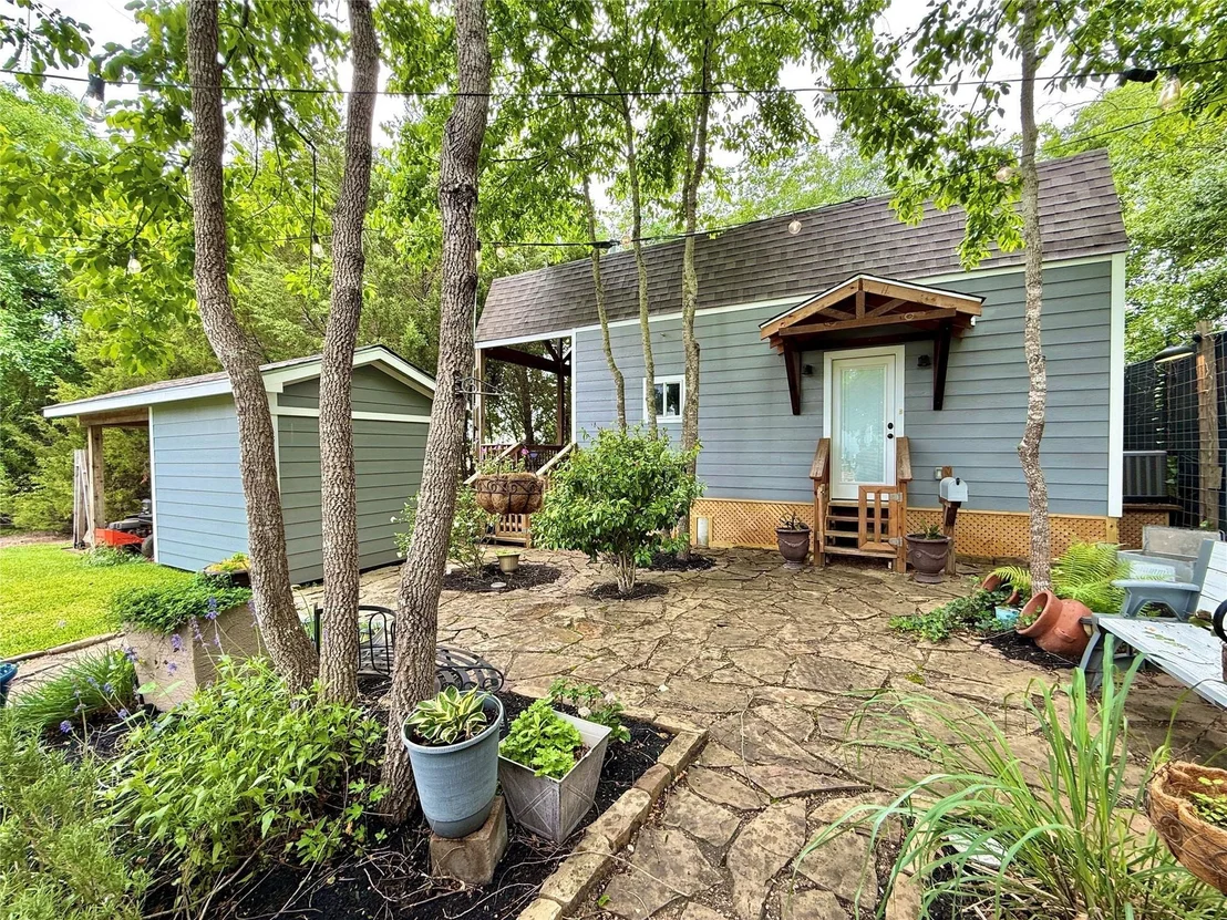 Photo of 12220 Shepard Hill Road