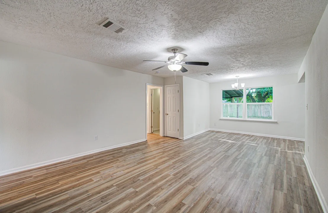 Photo of 5634 Ridgeway Drive