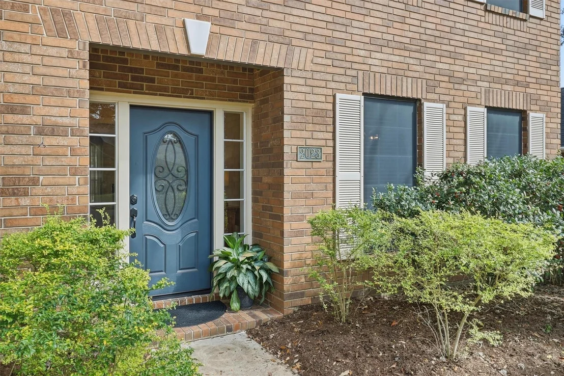 Photo of 2023 Garden Terrace Drive