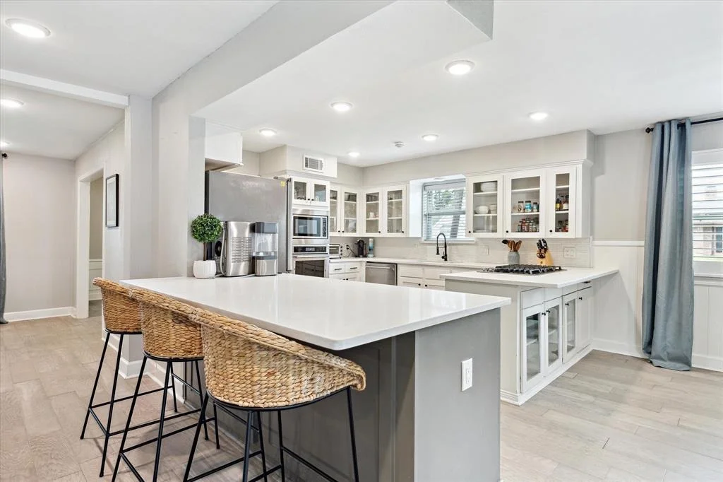 Photo of 7603 Meadowvale Drive