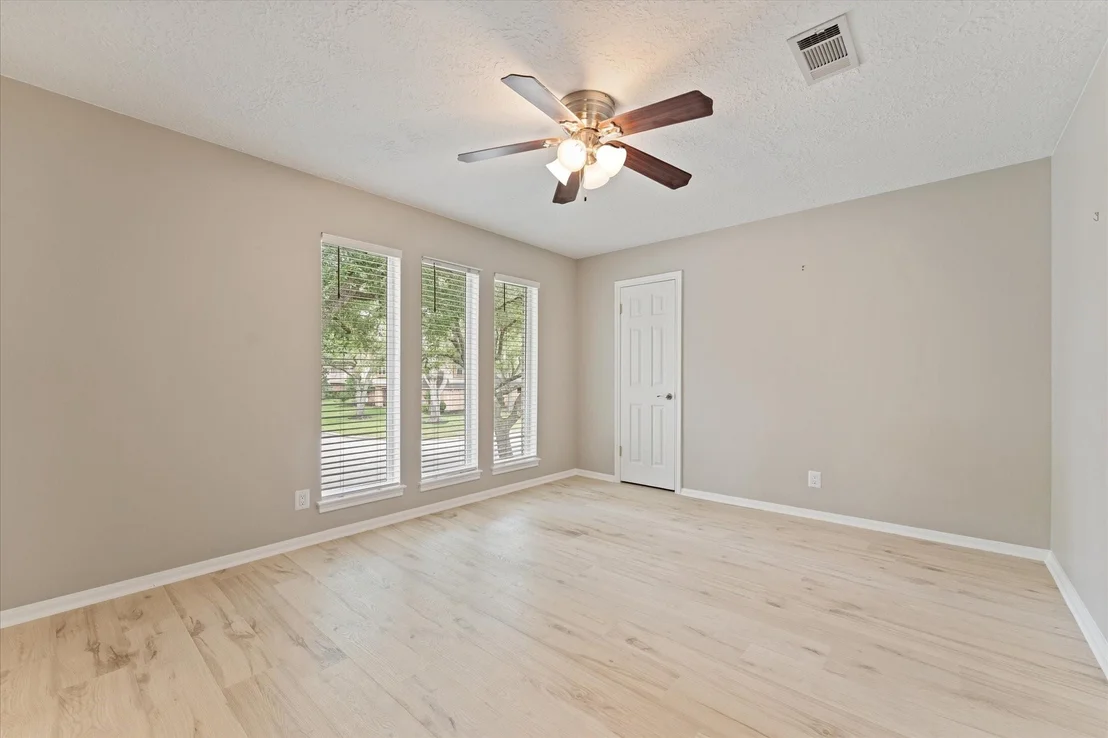 Photo of 11607 Leaning Pine Drive