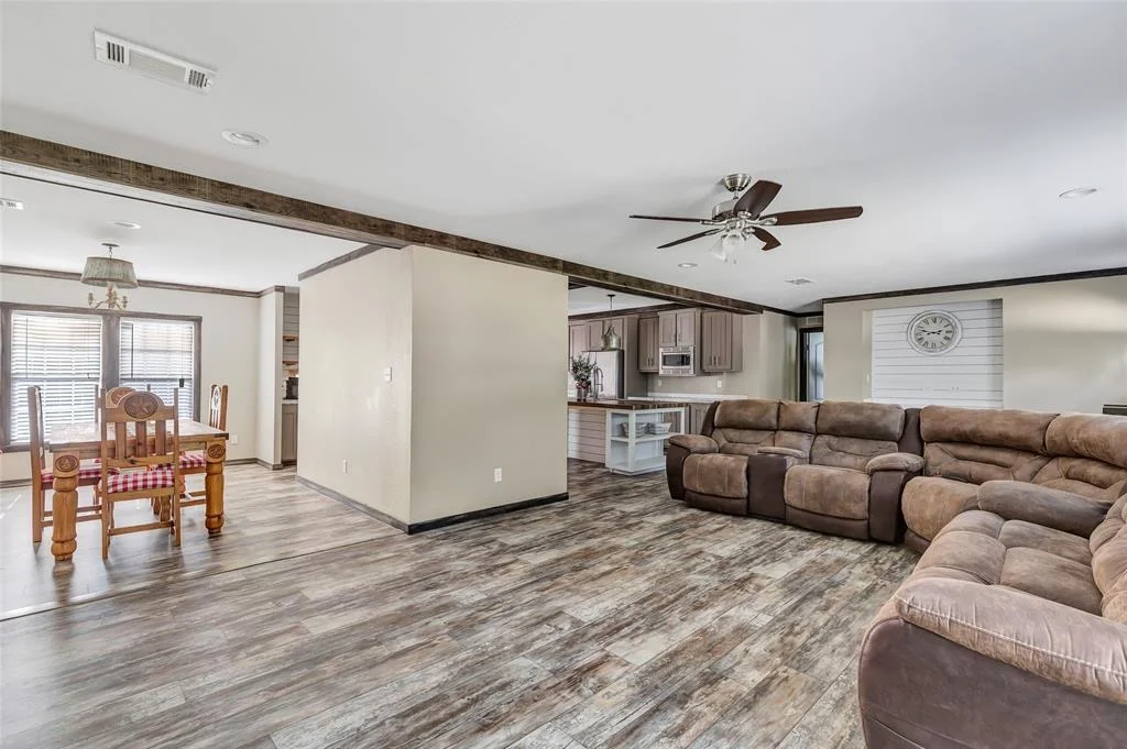 Photo of 297 County Road 3792