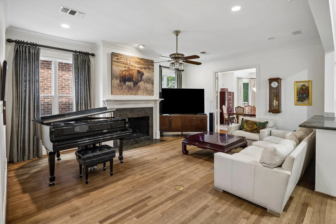 Photo of 231 Sugarberry Circle