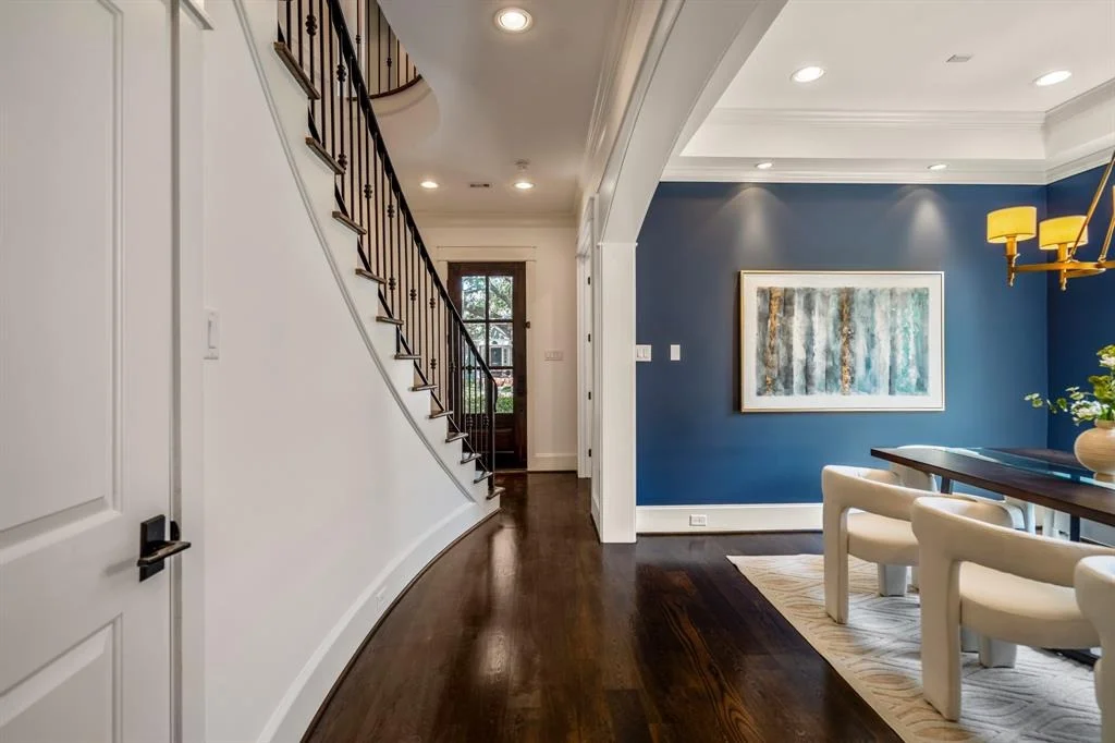 Photo of 6022 Lake Street