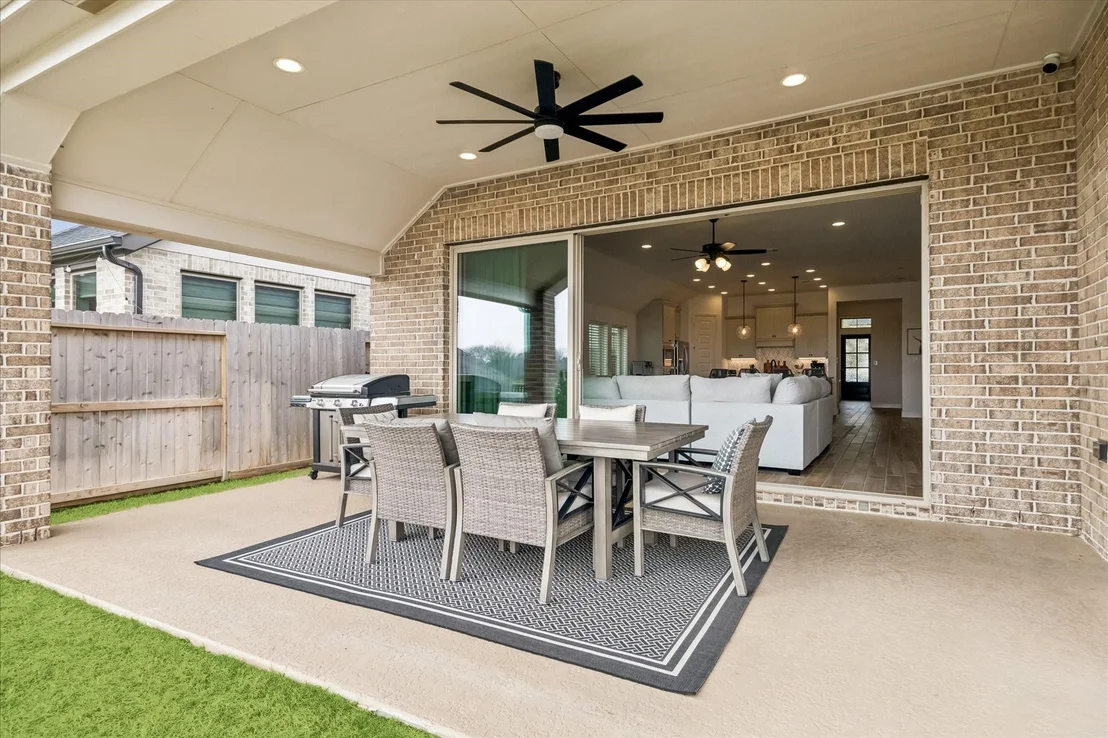 Photo of 31130 Crescent Hill Drive