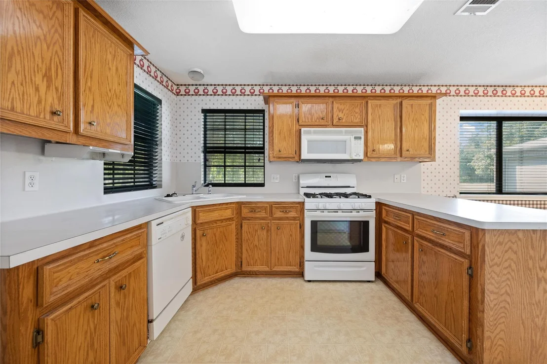 Photo of 330 Brown Road