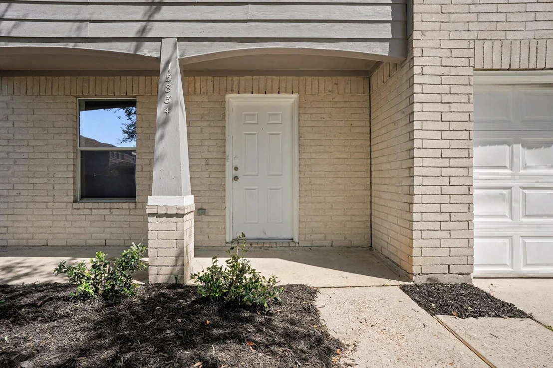 Photo of 15834 Colonial Bridge Lane