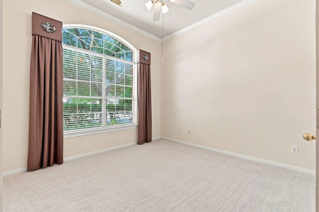 Photo of 6127 Merry Pine Court