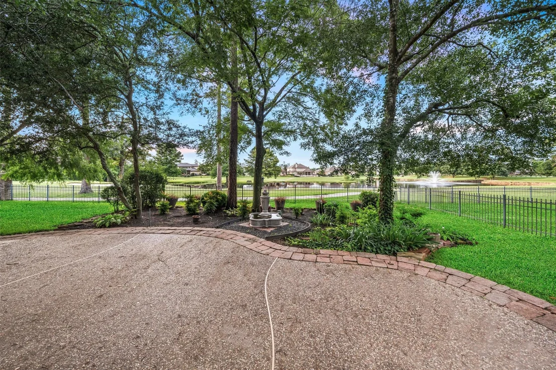 Photo of 25031 Northampton Forest Drive