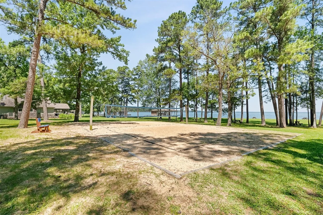Photo of 10 Lost Circle