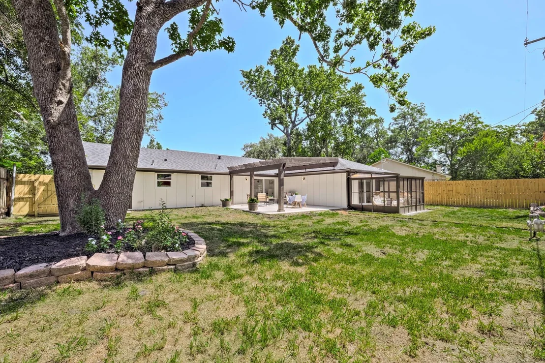 Photo of 8923 Rockhurst Drive
